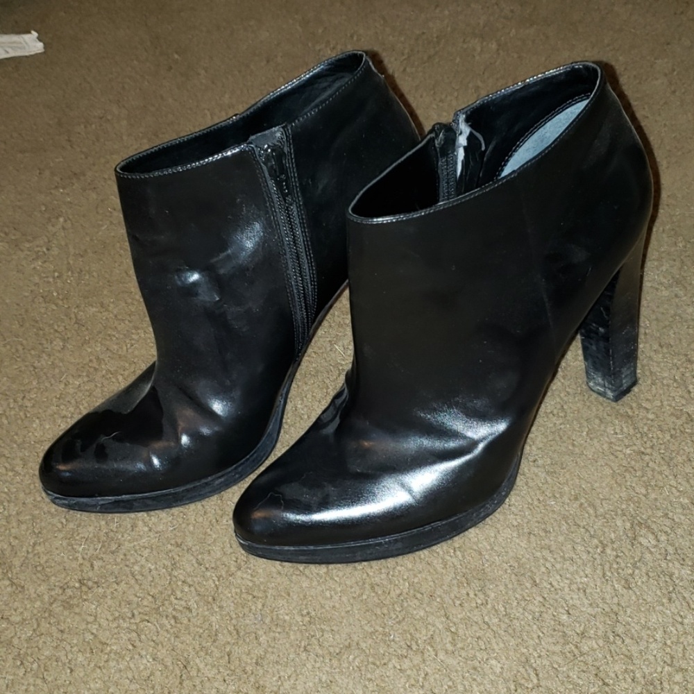 Nine West heel booties